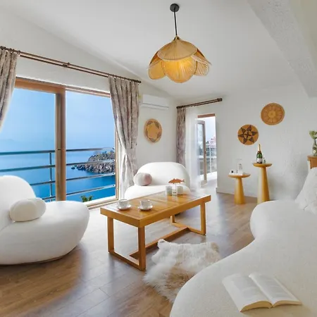 Qinn * Antalya