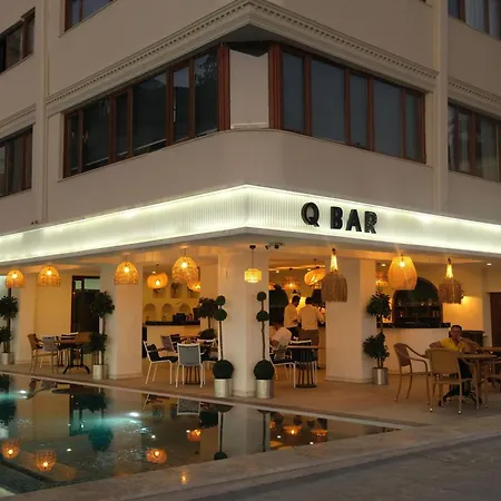 Qinn Hotel