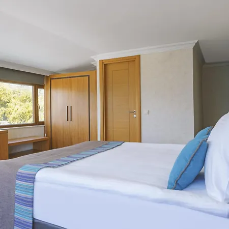 Qinn Hotel
