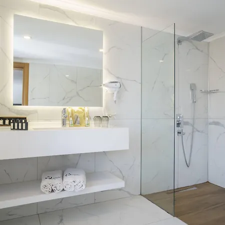Hotel Qinn Antalya