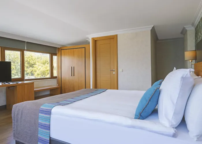 Qinn Hotel