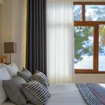 Qinn Hotel *